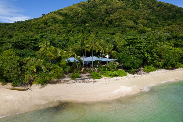 Foxy's Bar on Fitzroy Island
