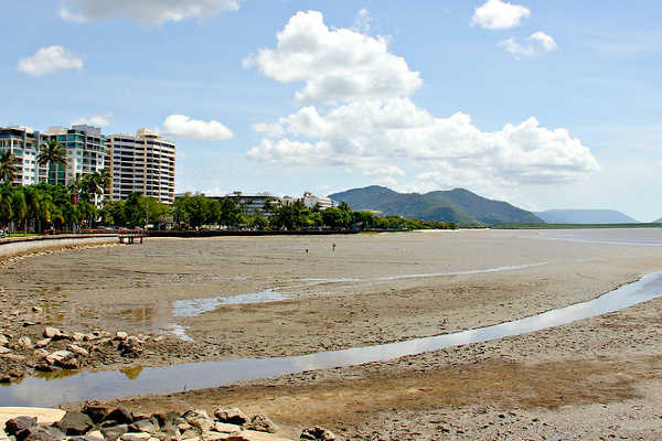 Cairns Beach